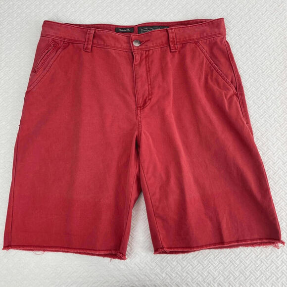 Vintage Pants - Vintage Hawkings Mcgill Men's Size 34 Tailored Fit Red Bermuda Style Shorts